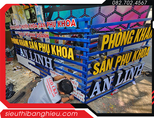 Bảng hiệu phòng khám