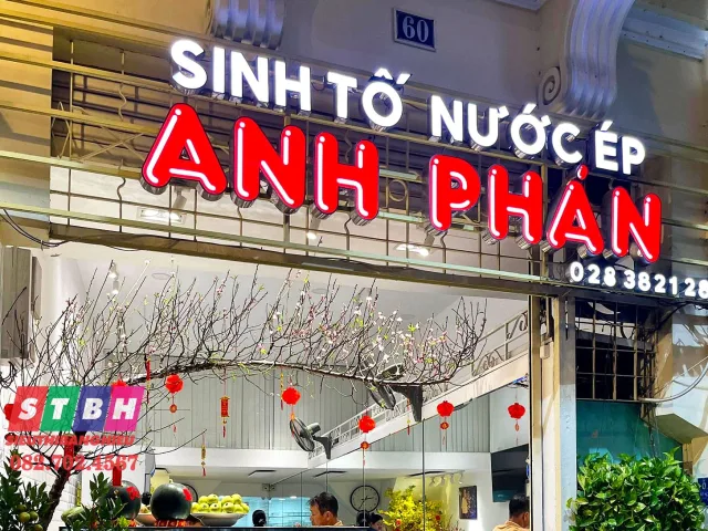 Bảng hiệu quán nước phong cách trẻ trung nổi bật