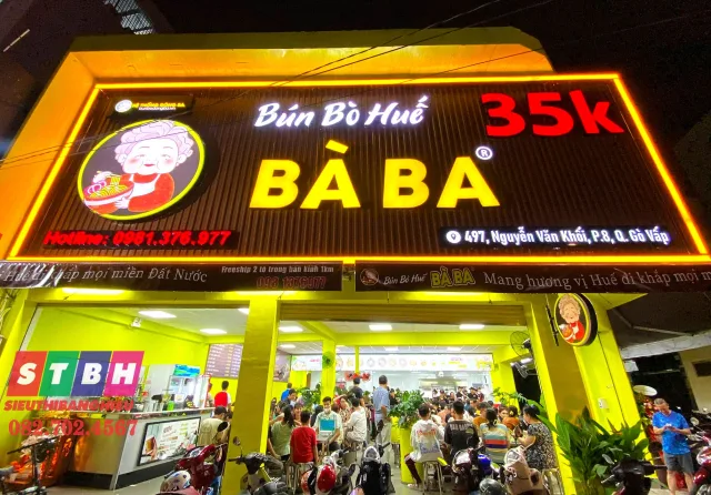 Bảng hiệu quán bún đẹp hiện đại cho mặt tiền nhỏ