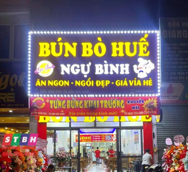 Bảng hiệu quán bún giá rẻ đẹp mắt và bền