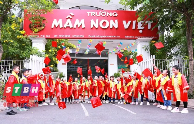 Bảng hiệu trường mầm non thiết kế đẹp dễ đọc dễ nhớ