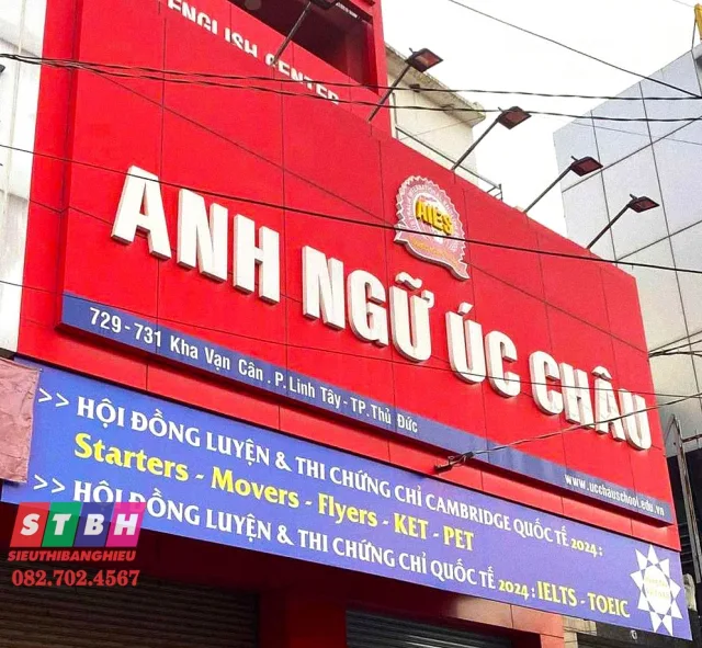 Bảng hiệu trung tâm ngoại ngữ giá rẻ làm nhanh trong ngày