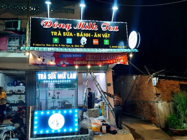 Mẫu bảng hiệu trà sữa alu chữ nổi mica