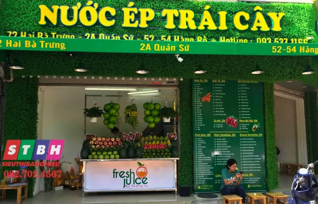 Bảng hiệu nước ép phù hợp đặt cạnh xe trái cây tươi