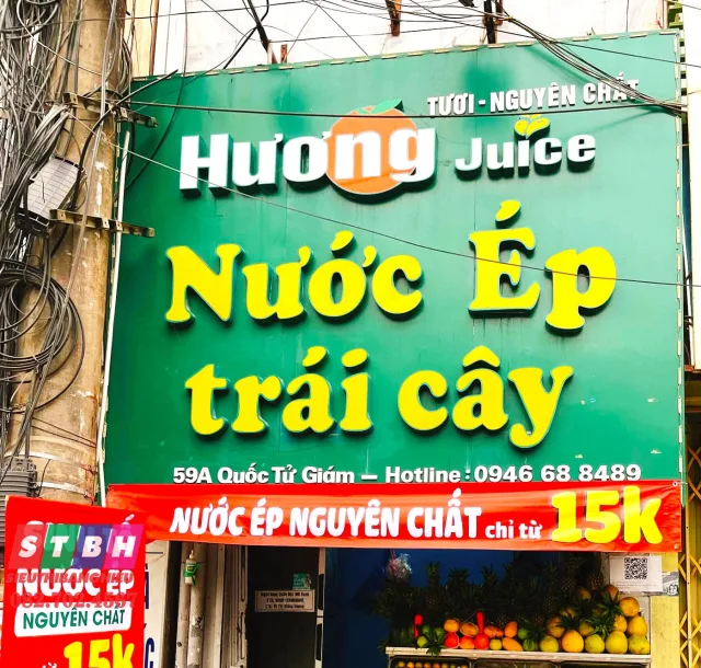 Bảng hiệu sinh tố nước ép uy tín, hình ảnh rõ nét, màu sắc nổi bật