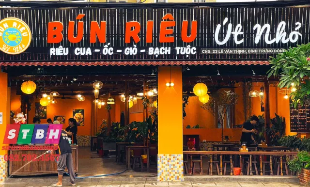 Biển quảng cáo bún riêu cua đẹp mắt