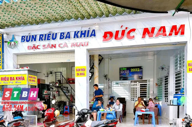 Thi công bảng hiệu bún riêu cua chuyên nghiệp