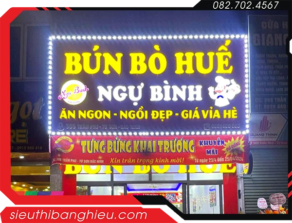 Bảng hiệu bún bò huế