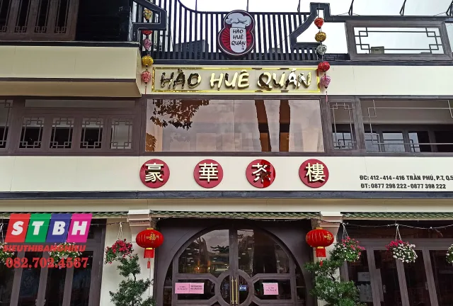 Mẫu bảng hiệu quán người Hoa hiện đại, kết hợp truyền thống