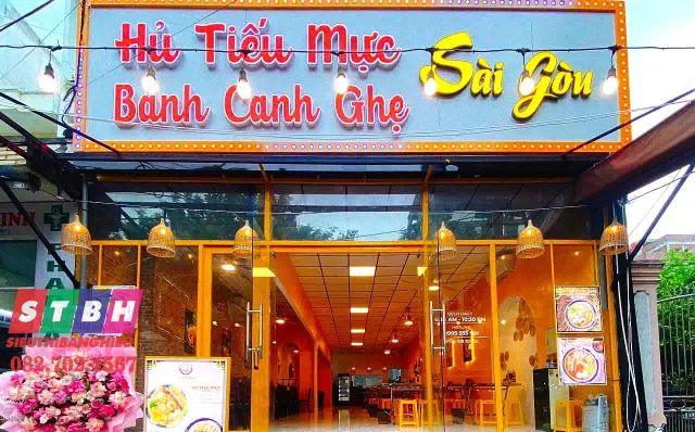 Bảng hiệu hủ tiếu chữ nổi mica có led