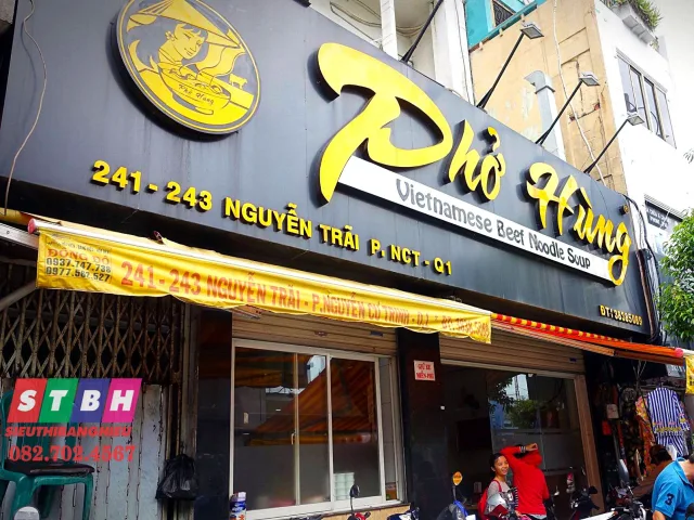 Bảng Hiệu Quán Phở uy tín thi công gọn gàng sạch sẽ