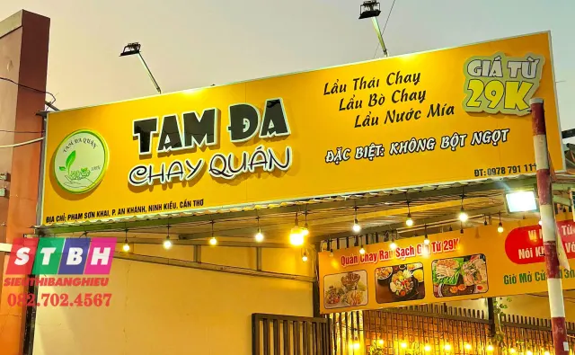 Bảng hiệu quán chay tinh gọn, không rối mắt