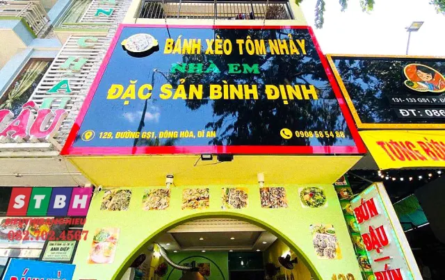 Mẫu bảng hiệu quán bánh xèo đẹp, dễ thu hút khách hàng