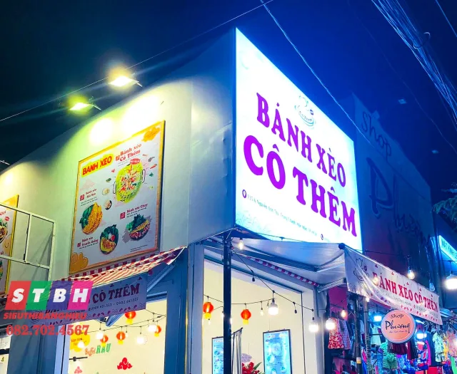 Bảng hiệu bánh xèo độc đáo, thu hút thực khách trẻ