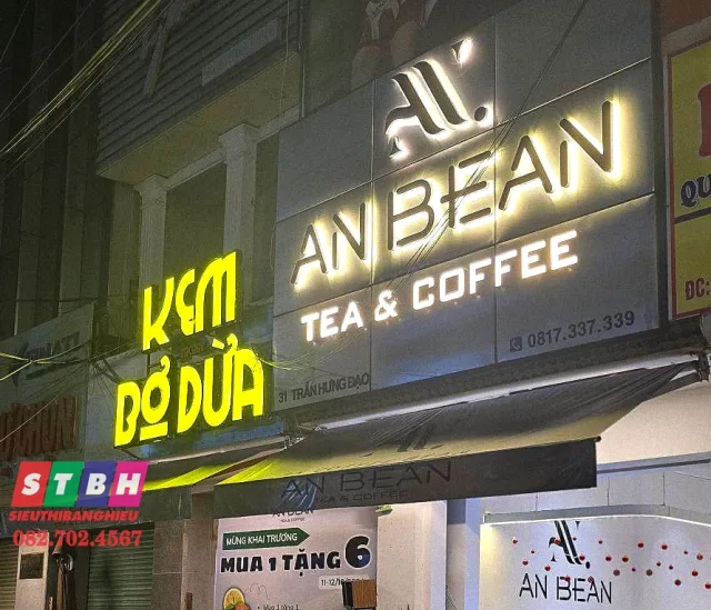 Bảng hiệu quán kem đẹp giúp quán dễ ghi nhớ