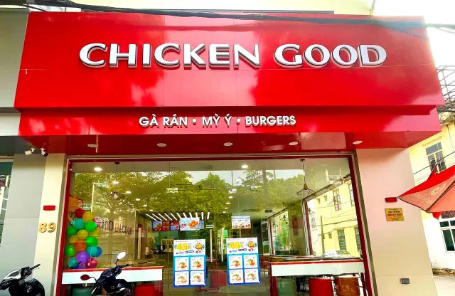 Bảng hiệu gà rán chuyên nghiệp cho quán nhỏ