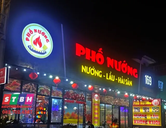 Bảng hiệu quán nướng đơn giản, dễ đọc, dễ nhớ