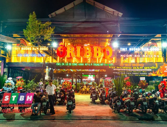 Bảng hiệu quán nướng đẹp, thi công nhanh chóng