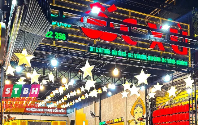 bảng hiệu quán ốc kiểu truyền thống