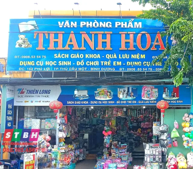 Thi công bảng hiệu văn phòng phẩm theo màu thương hiệu