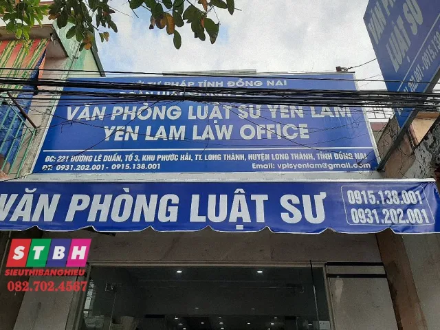 Bảng hiệu văn phòng luật sư sử dụng font chữ chuẩn