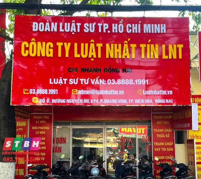 Bảng hiệu văn phòng luật sư thiết kế hiện đại