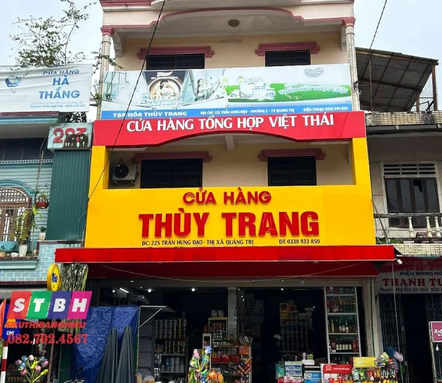 Bảng hiệu tạp hóa phong cách vintage truyền thống