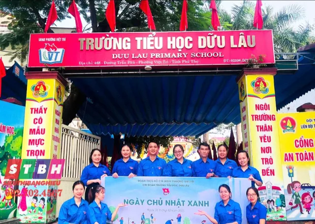 Bảng hiệu trường tiểu học thân thiện, giúp phụ huynh và học sinh dễ nhận biết
