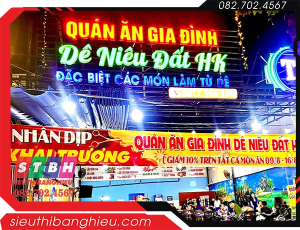 Bảng hiệu quán ăn gia đình