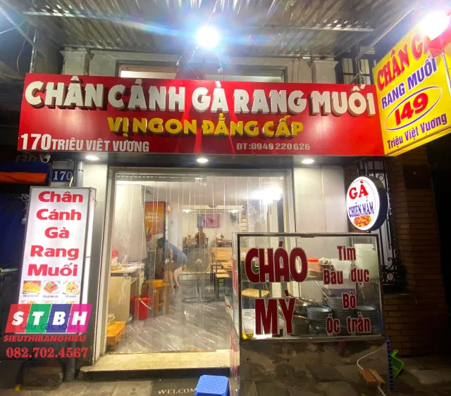 Bảng hiệu chân gà chuyên nghiệp, giúp quán đông khách hơn
