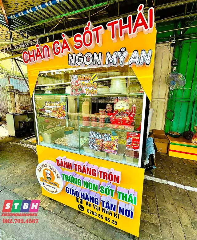Bảng hiệu cho xe đẩy, kiosk bán chân gà