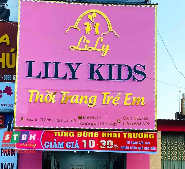 Bảng hiệu shop quần áo trẻ em đẹp, chuyên nghiệp, bền lâu