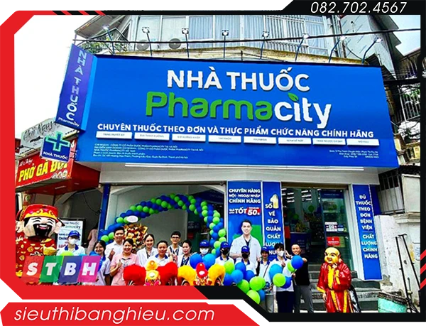 Bảng hiệu nhà thuốc Pharmacity