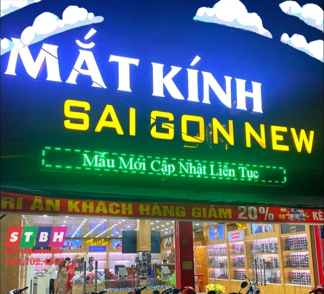 Bảng hiệu shop mắt kính sang trọng, đẹp, uy tín, nổi bật ban ngày