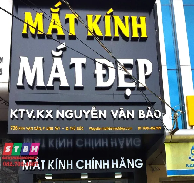 Bảng hiệu shop mắt kính đẹp, uy tín, thi công nhanh chóng, chuẩn kích thước