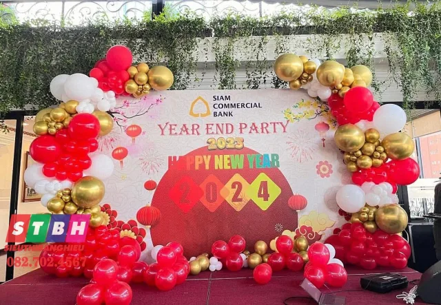 Backdrop Year End Party chuyên nghiệp tạo hình ảnh chỉnh chu cho sự kiện