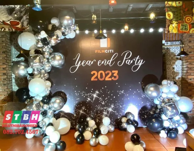 Backdrop Year End Party uy tín đảm bảo chất lượng in ấn sắc nét