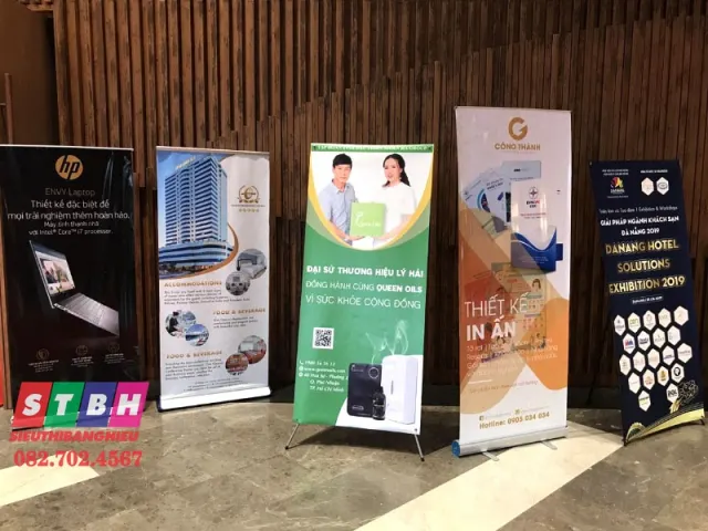 Bảng hiệu đứng đẹp uy tín giá tốt ngoài trời bền chắc