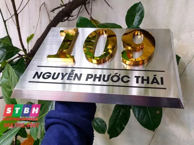 Bảng số nhà đẹp đơn giản dễ đọc dễ nhận diện