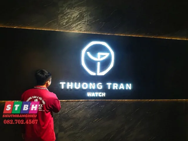 Logo mica LED phát sáng