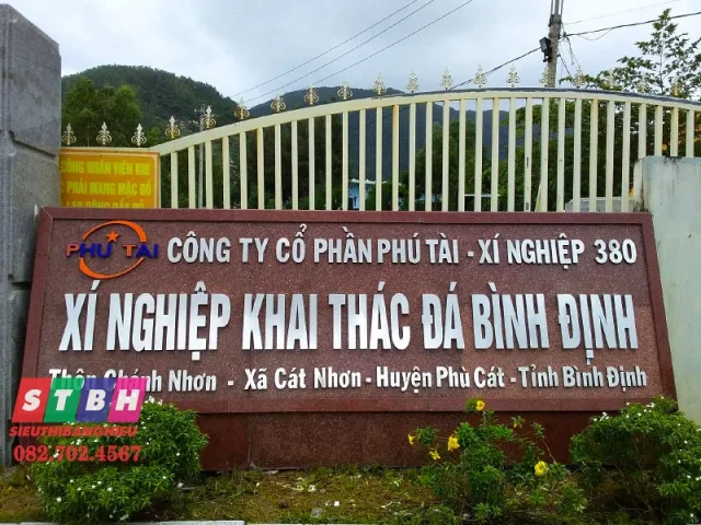 bảng hiệu khu công nghiệp cao cấp sang trọng độ bền vượt trội