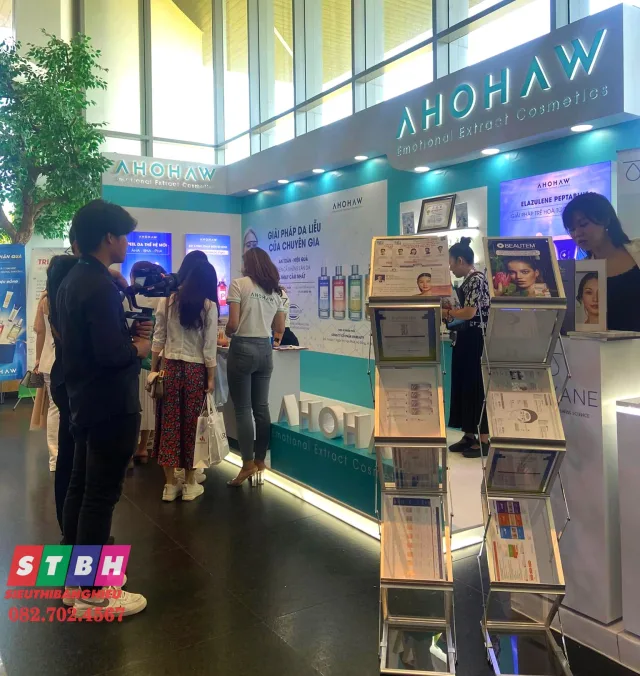 Booth quảng cáo ngoài trời nổi bật và chuyên nghiệp
