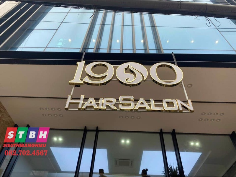 Giá bảng hiệu theo chất liệu