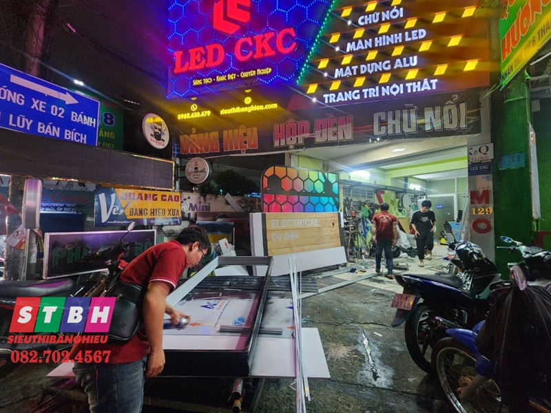 Thi công tại xưởng