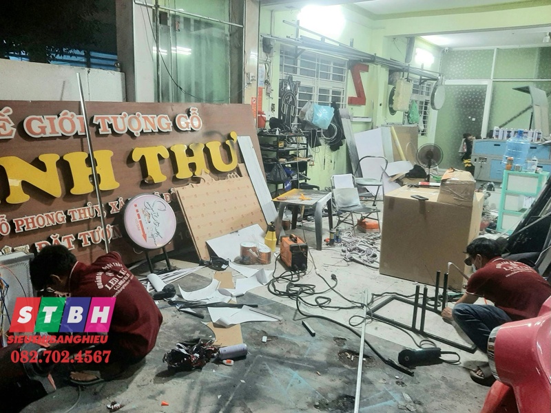 Thi công tại Siêu Thị Bảng Hiệu
