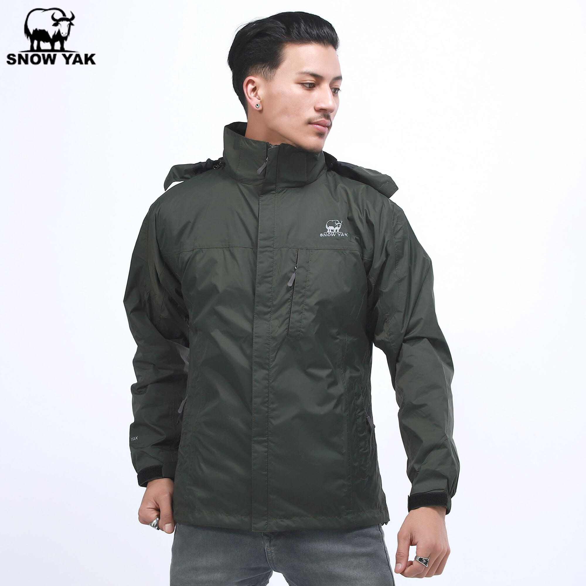 Snow Yak Green Color Full Sleeve Front Pocket Design Windcheater For Men
