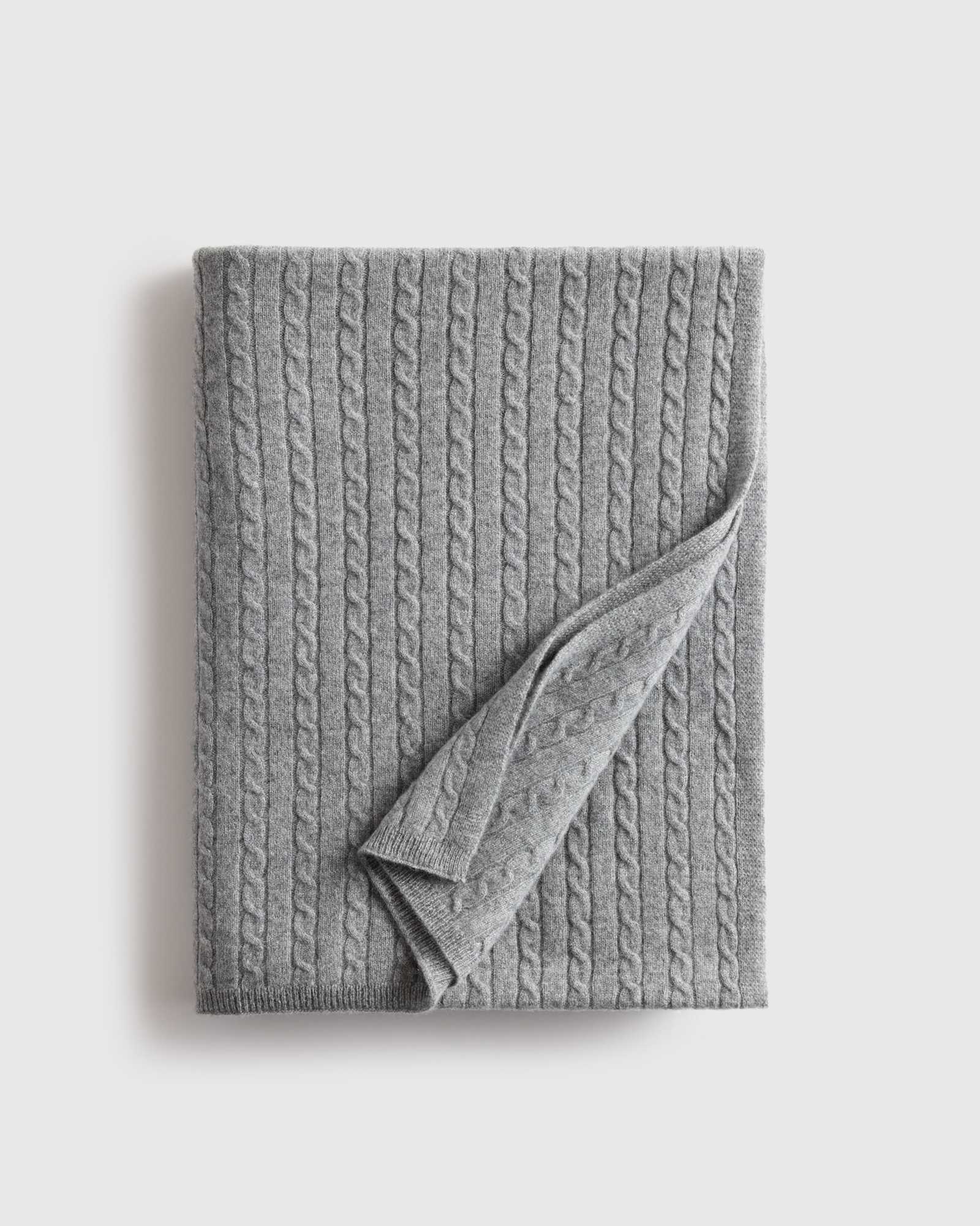Cable Knit Mongolian Cashmere Throw