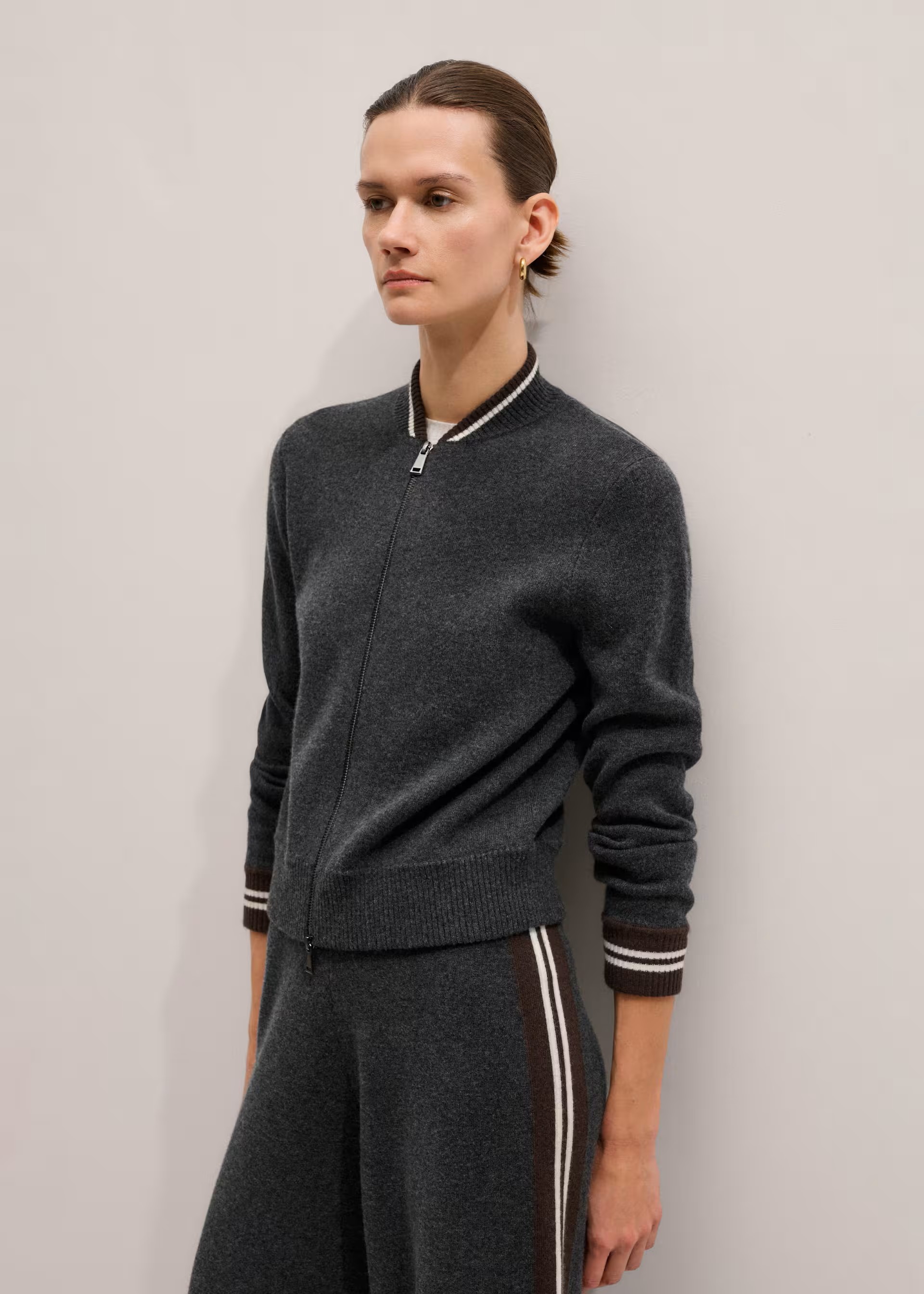 Merino-Cashmere Blend Knit Bomber jacket