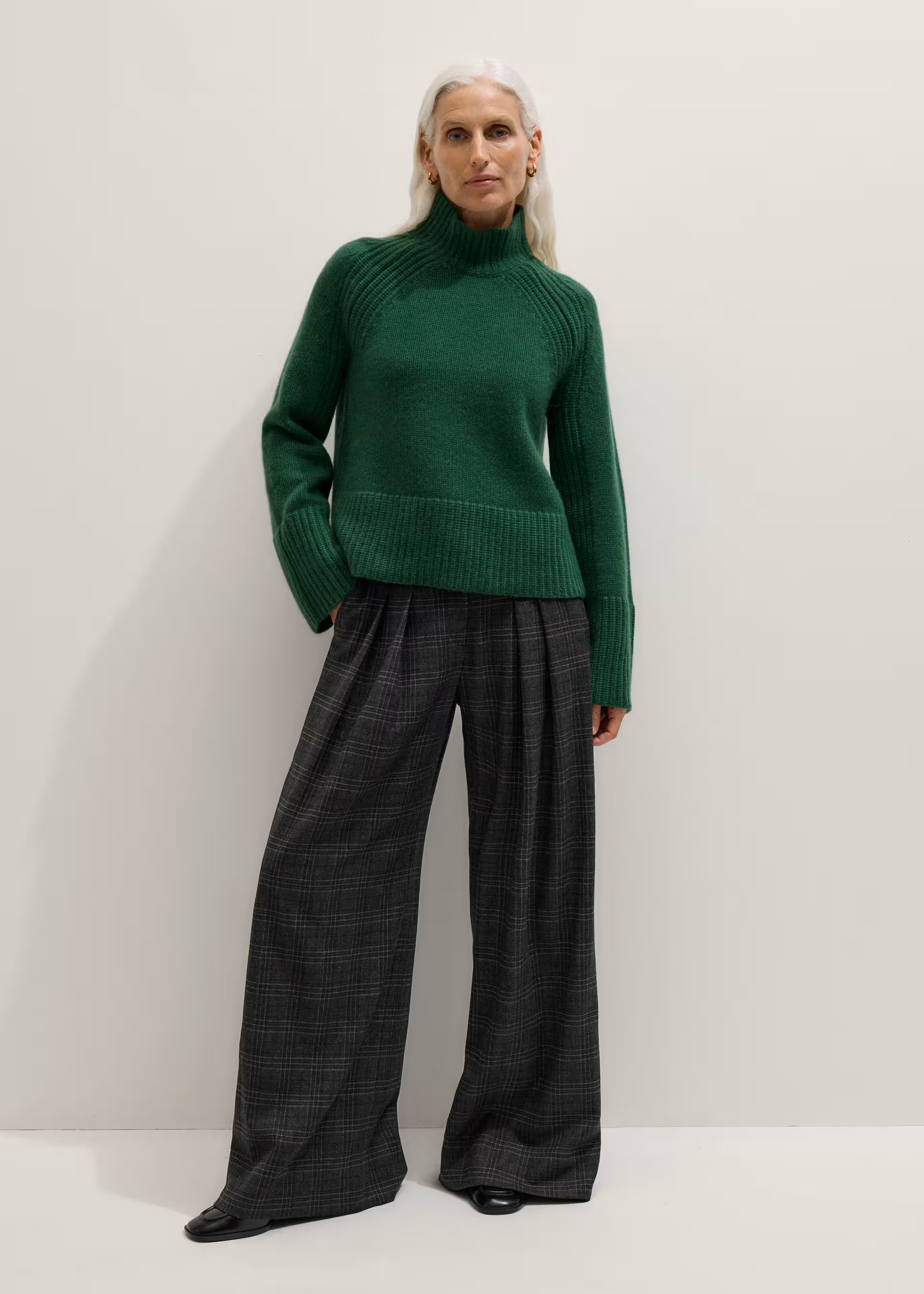 High Neck Side Stripe Cashmere Sweater