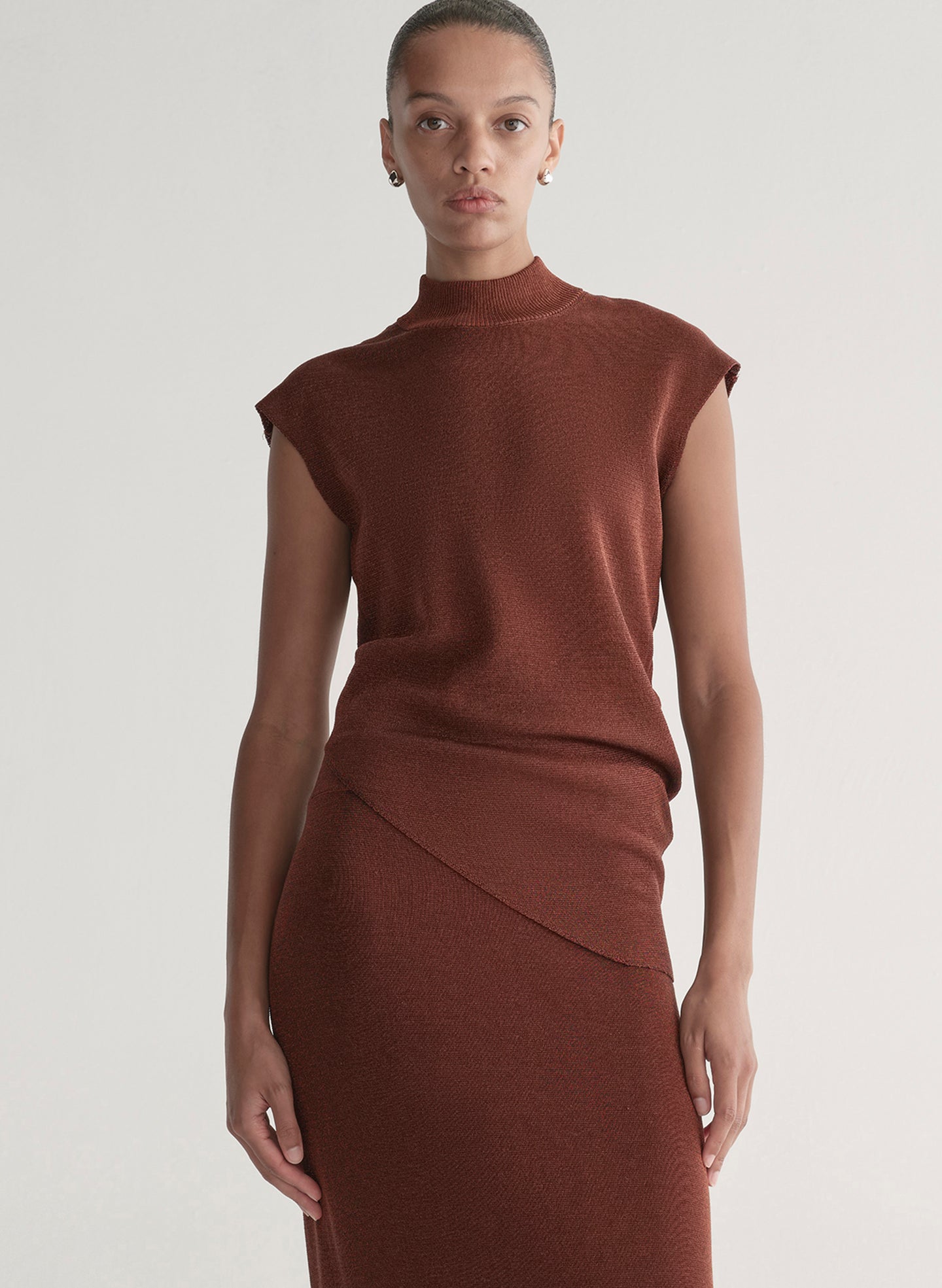 Metallic Knit Asymmetric Vest (Rust)